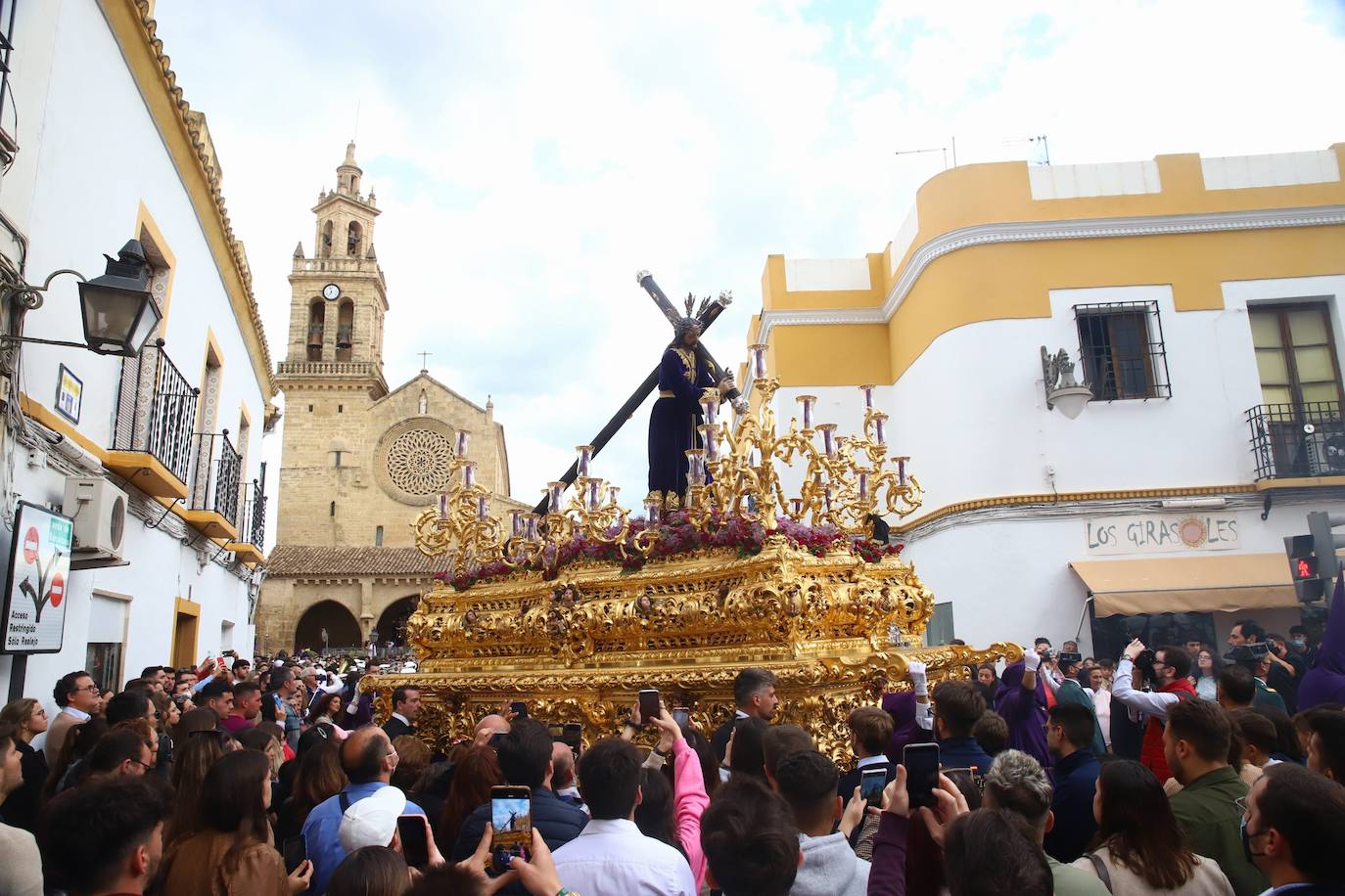 Miércoles Santo | La bella salida del Calvario de Córdoba, en imágenes