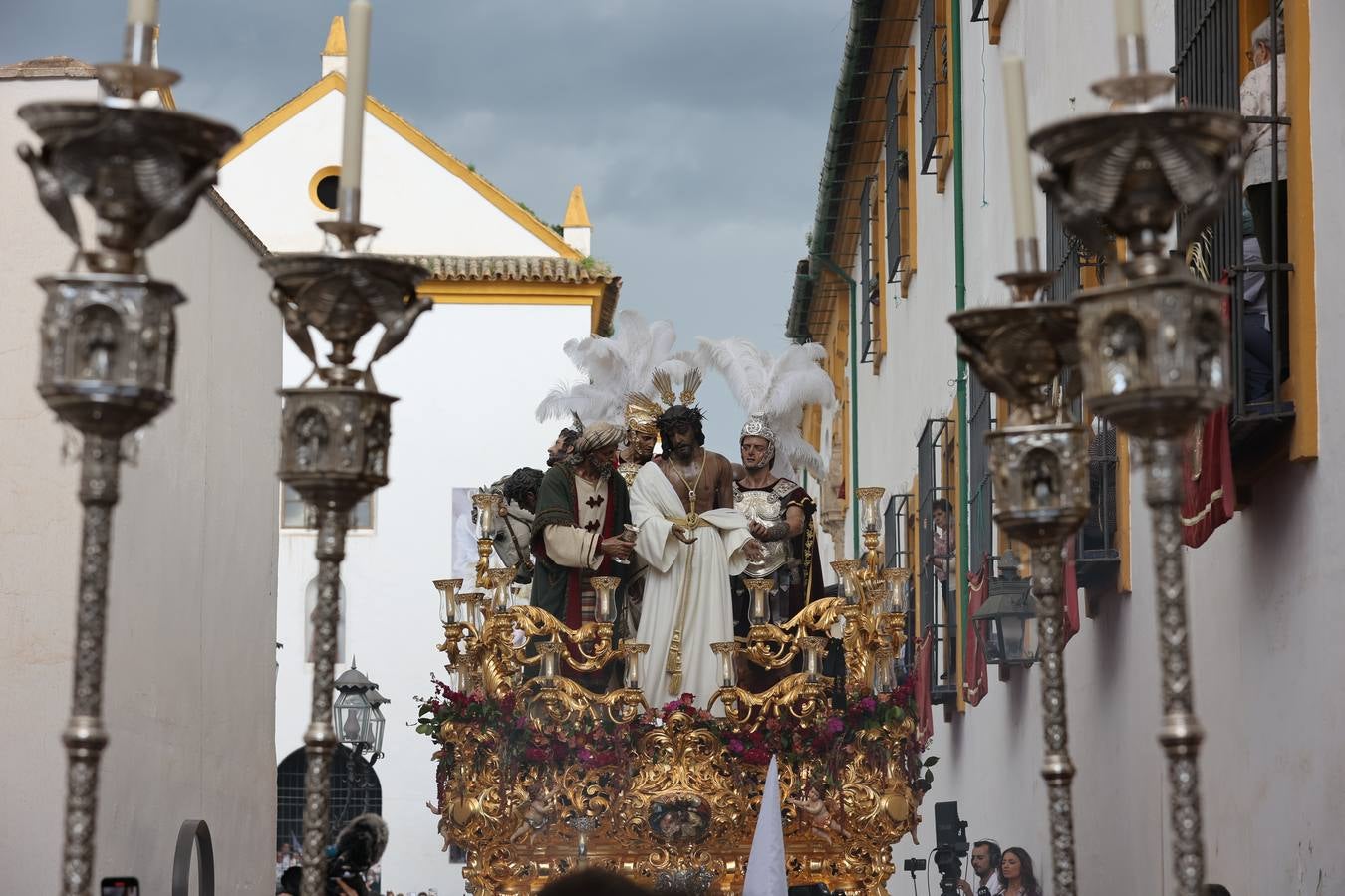 Miércoles Santo | La triunfal procesión de La Paz en Córdoba, en imágenes