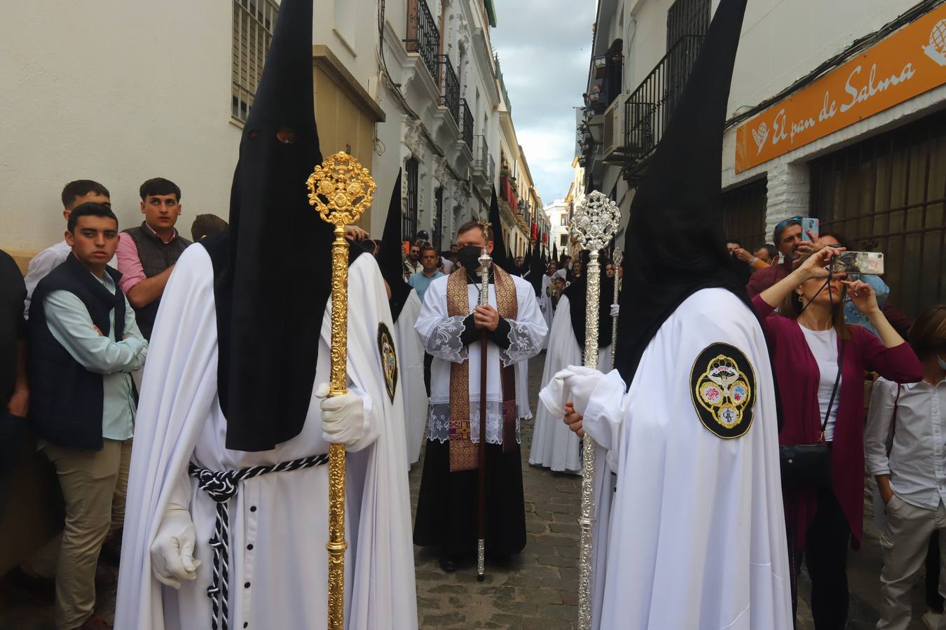 Miércoles Santo | La emocionante salida del Perdón de Córdoba, en imágenes