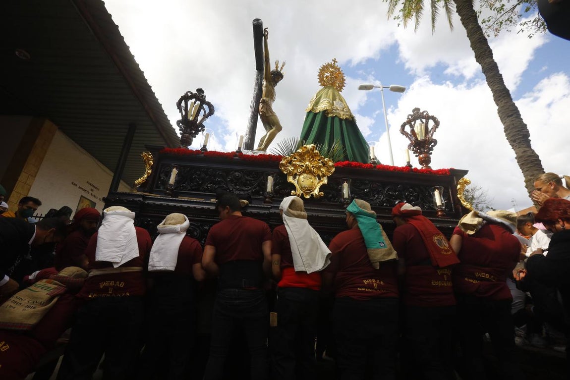 Miércoles Santo | La vibrante salida de la Piedad de Córdoba, en imágenes