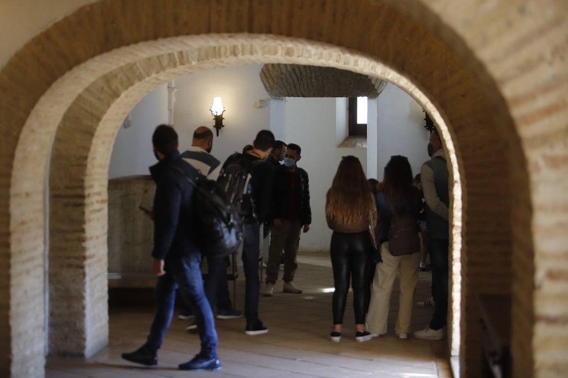 El ambiente turístico el Miércoles Santo en Córdoba, en imágenes