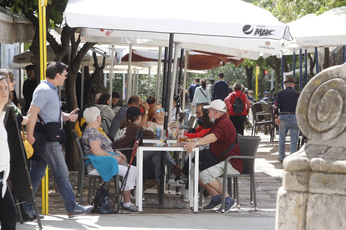 El ambiente turístico el Miércoles Santo en Córdoba, en imágenes