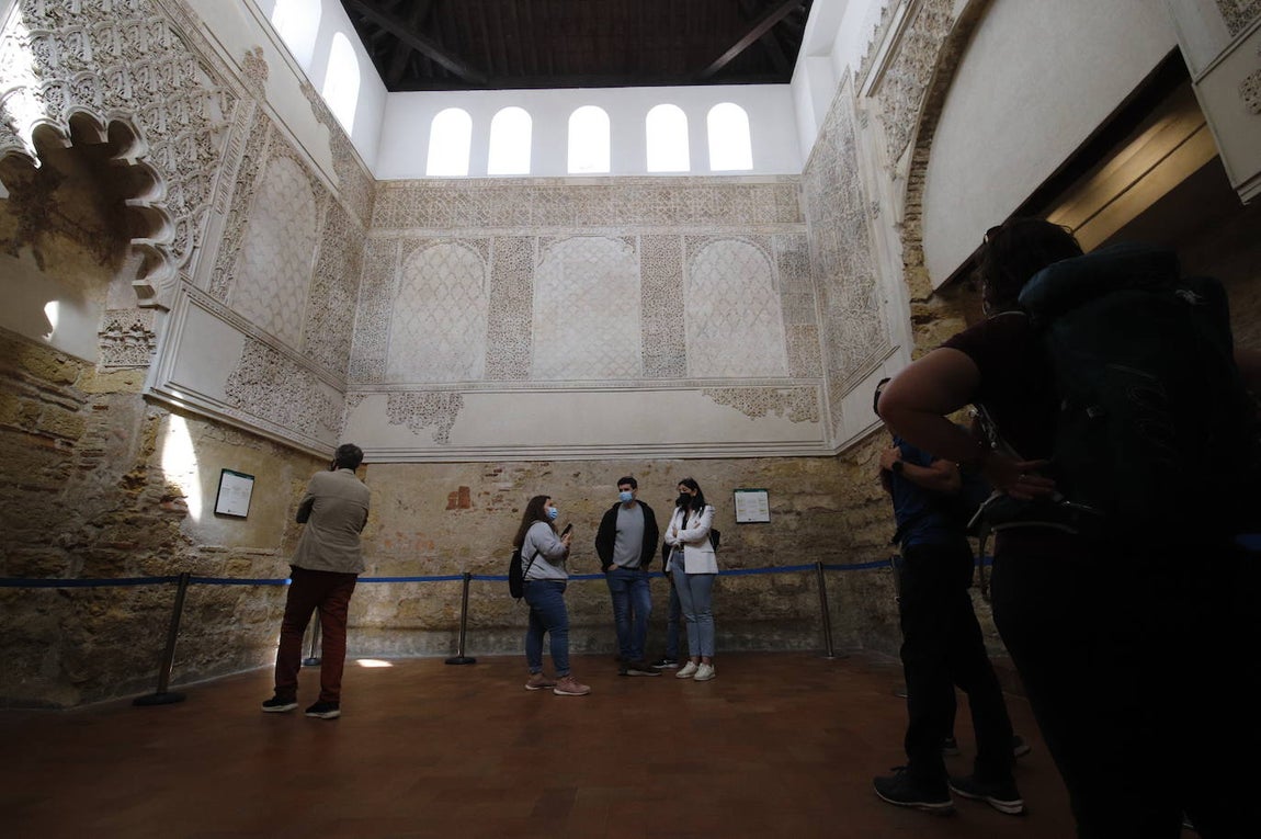 El ambiente turístico el Miércoles Santo en Córdoba, en imágenes