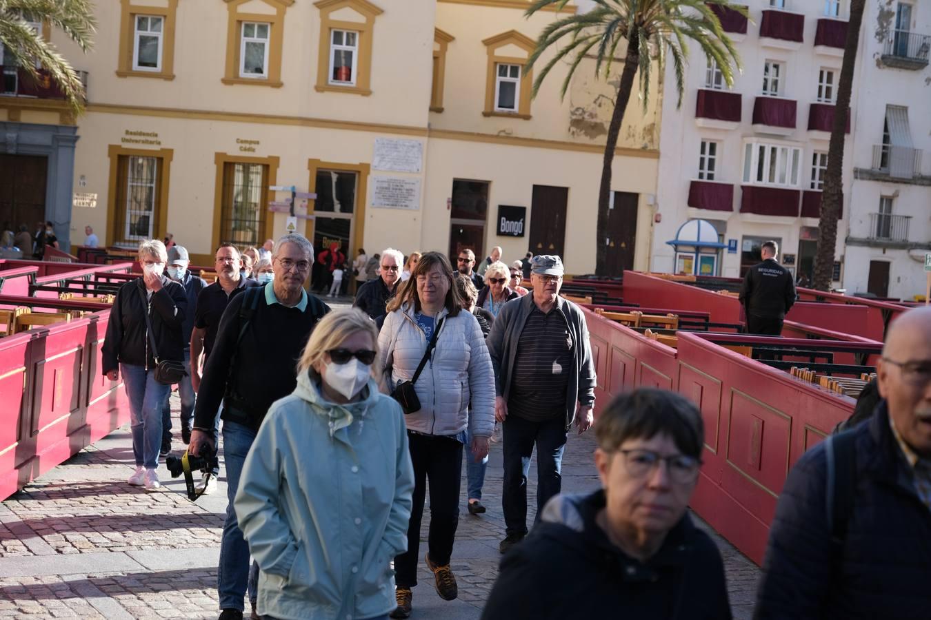 Fotos: Los turistas inundan las calles de Cádiz