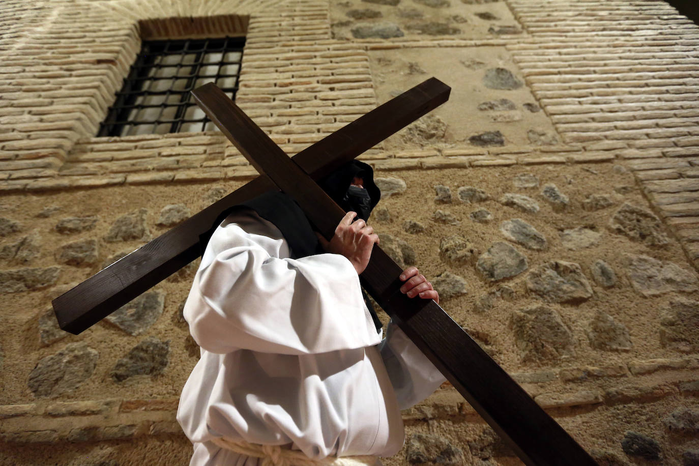 Miércoles Santo en Toledo: procesiones del Cristo de la Humildad y Cristo Redentor