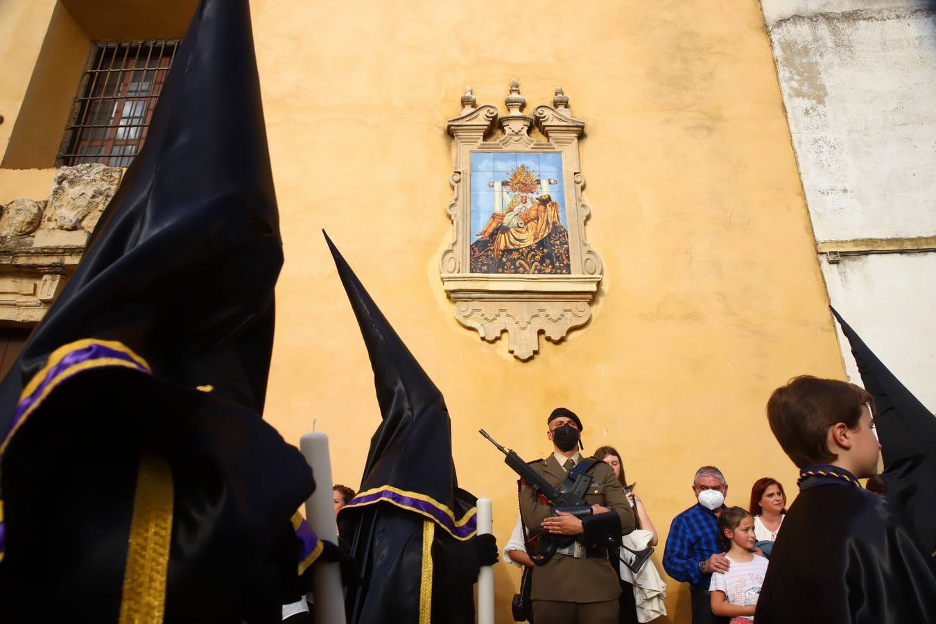 Jueves Santo | El clasicismo de la procesión de las Angustias de Córdoba, en imágenes