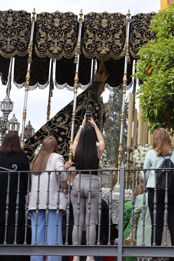 Jueves Santo | La radiante procesión del Caído de Córdoba, en imágenes