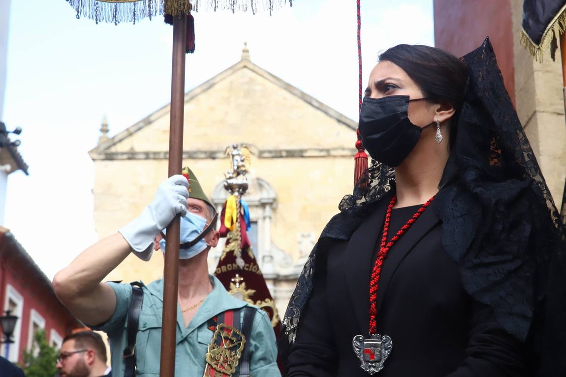 Jueves Santo | La esperada salida de la Caridad de Córdoba, en imágenes