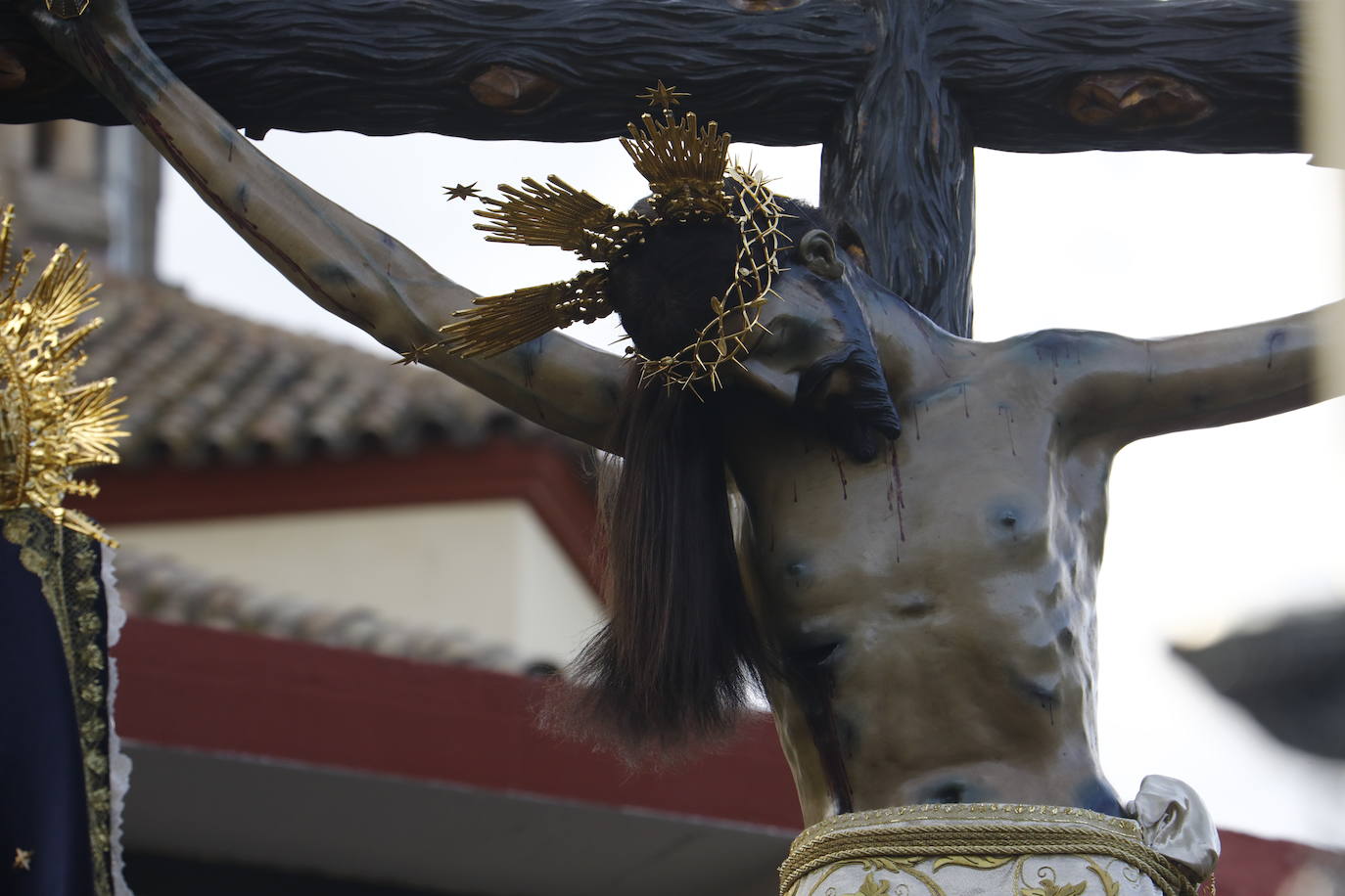 Jueves Santo | La popular procesión del Cristo de Gracia de Córdoba, en imágenes