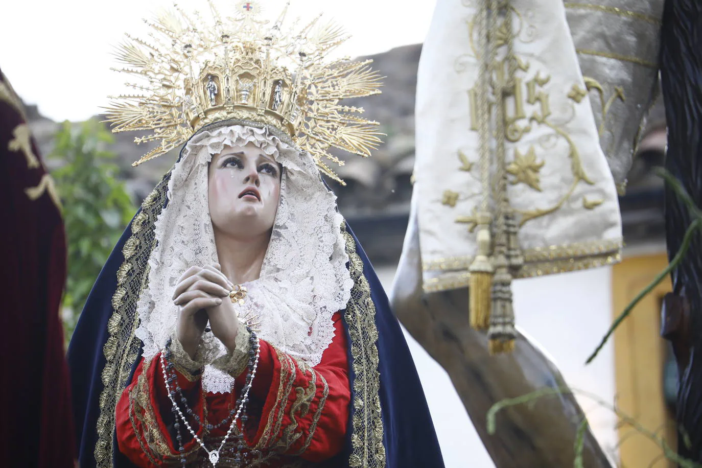 Jueves Santo | La popular procesión del Cristo de Gracia de Córdoba, en imágenes