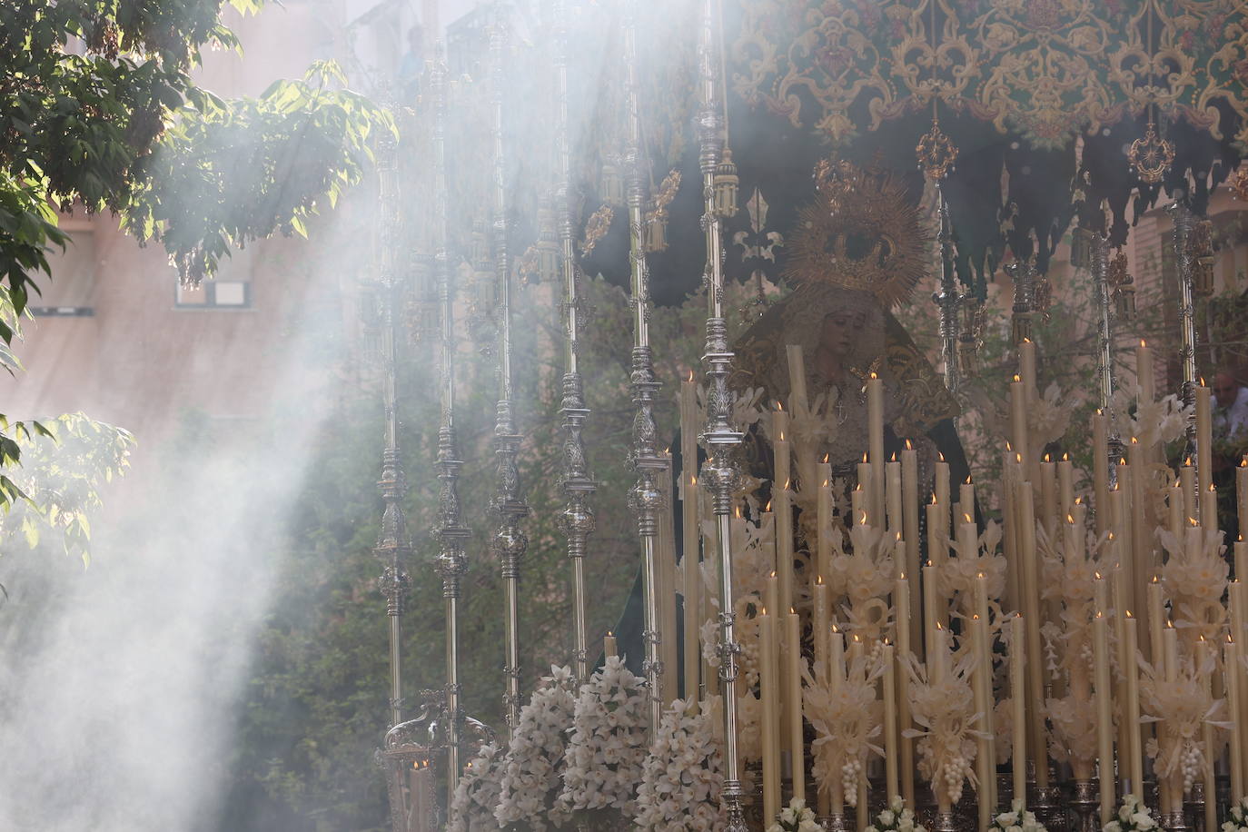 Jueves Santo | La histórica salida de la Sagrada Cena de Córdoba, en imágenes