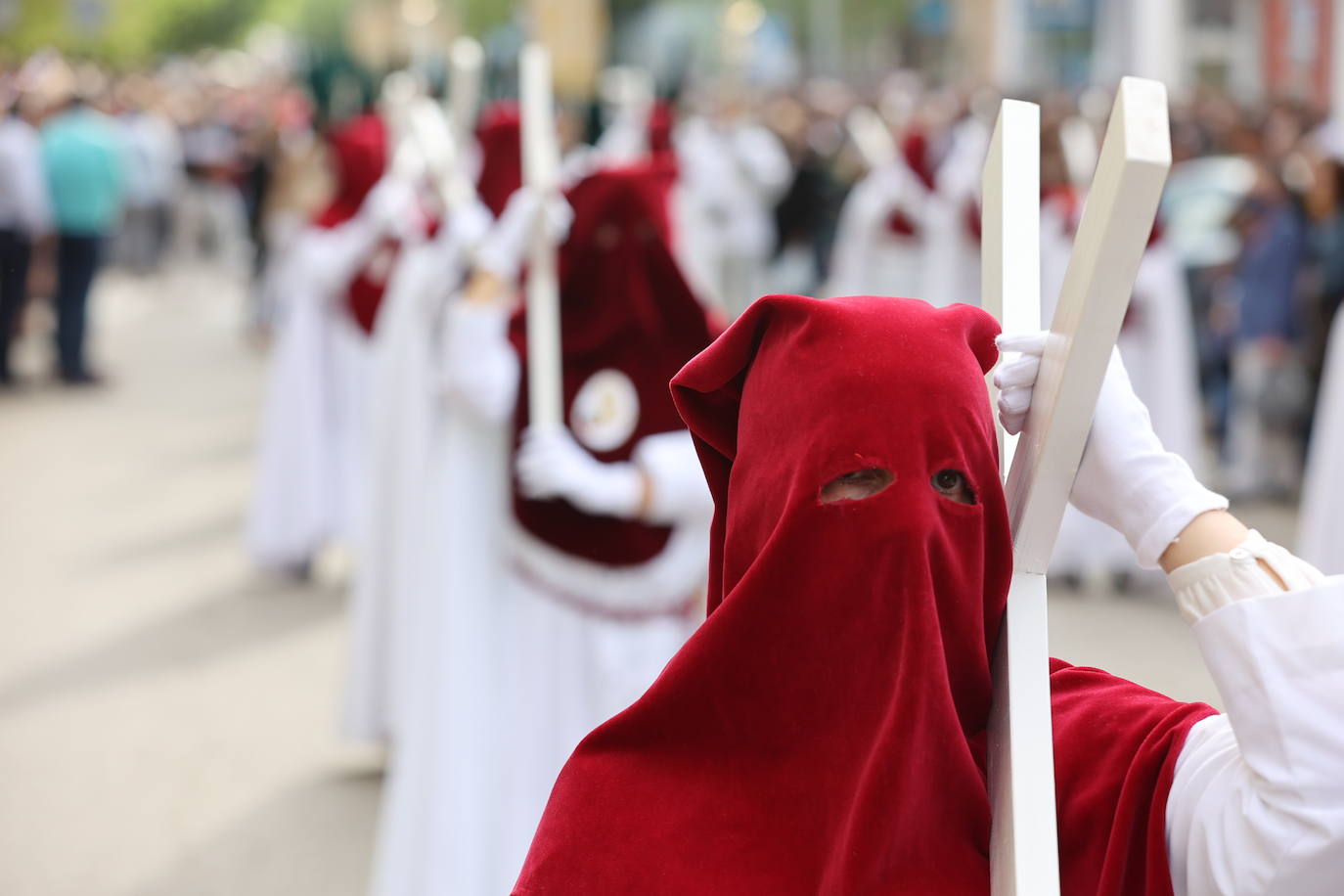 Jueves Santo | La histórica salida de la Sagrada Cena de Córdoba, en imágenes