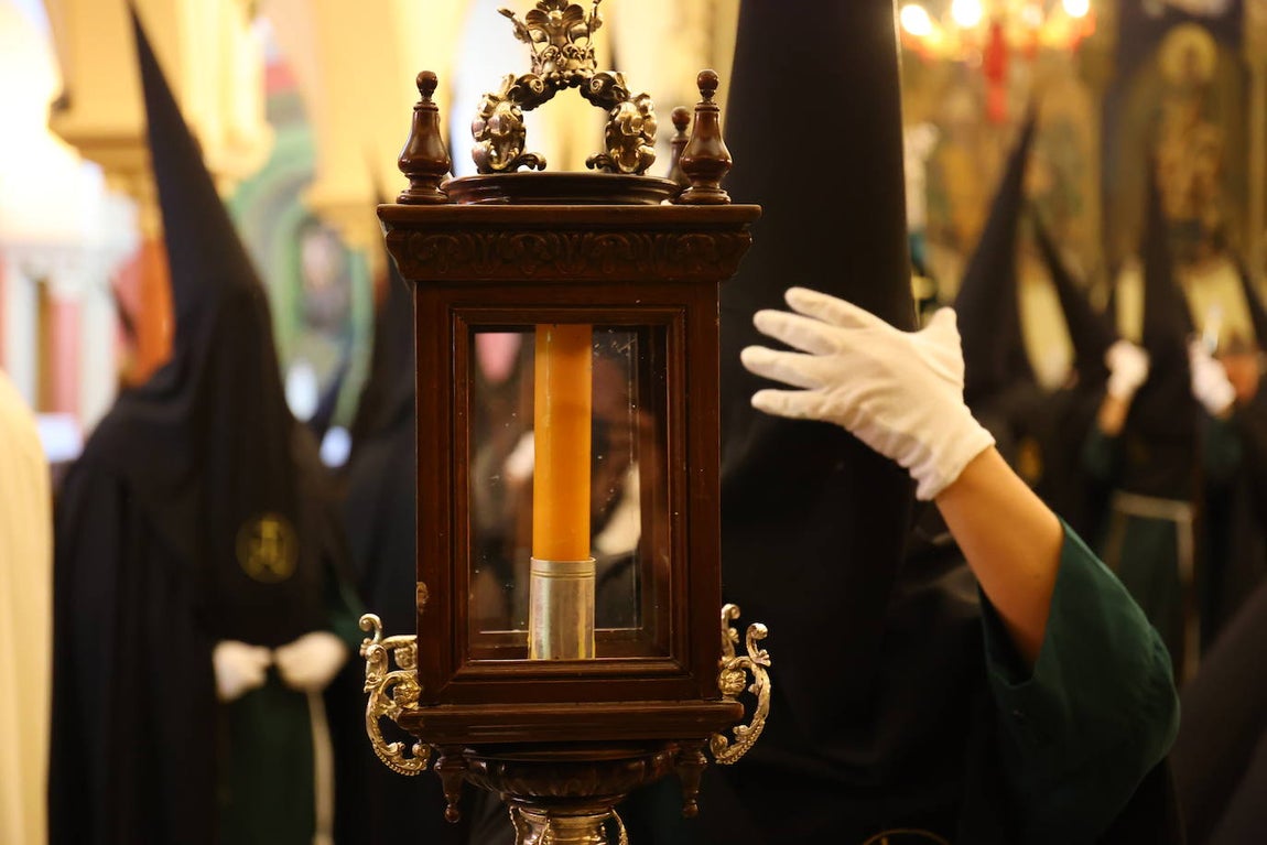 Viernes Santo | La esperada salida de la Conversión de Córdoba, en imágenes