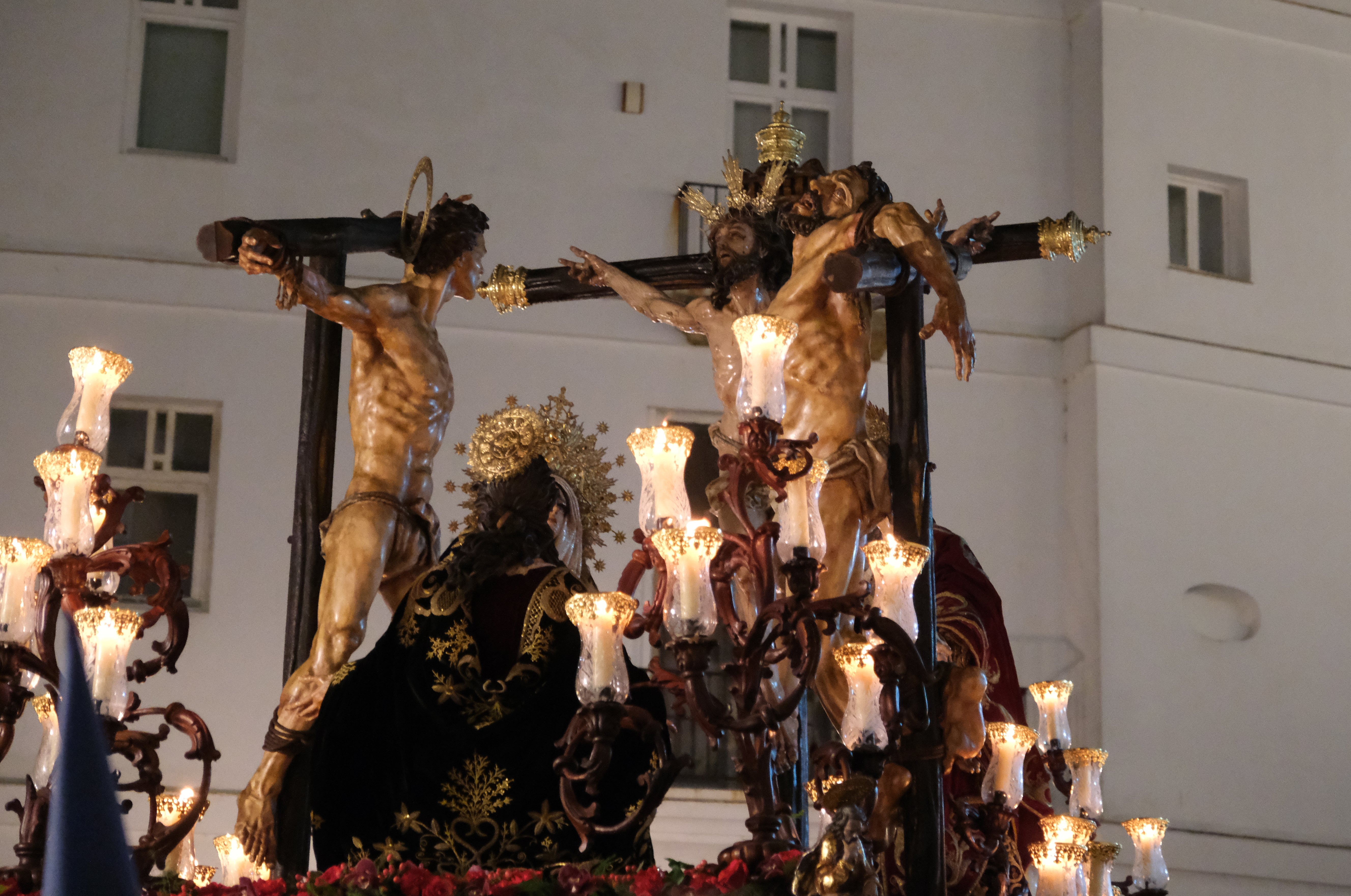 Fotos: El Perdón, esta Madrugada en la Semana Santa de Cádiz 2022