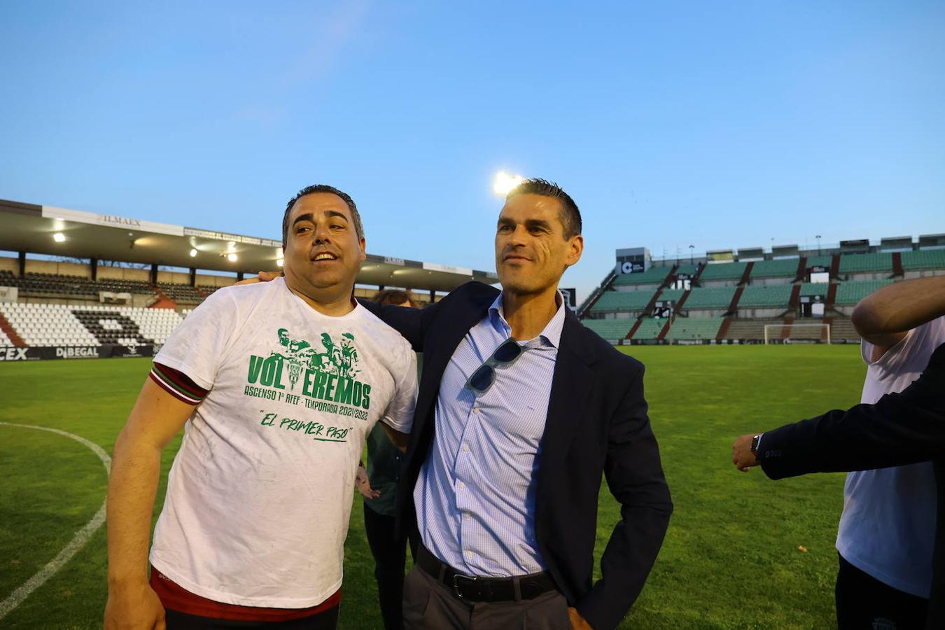 La fiesta del ascenso del Córdoba CF en Mérida, en imágenes