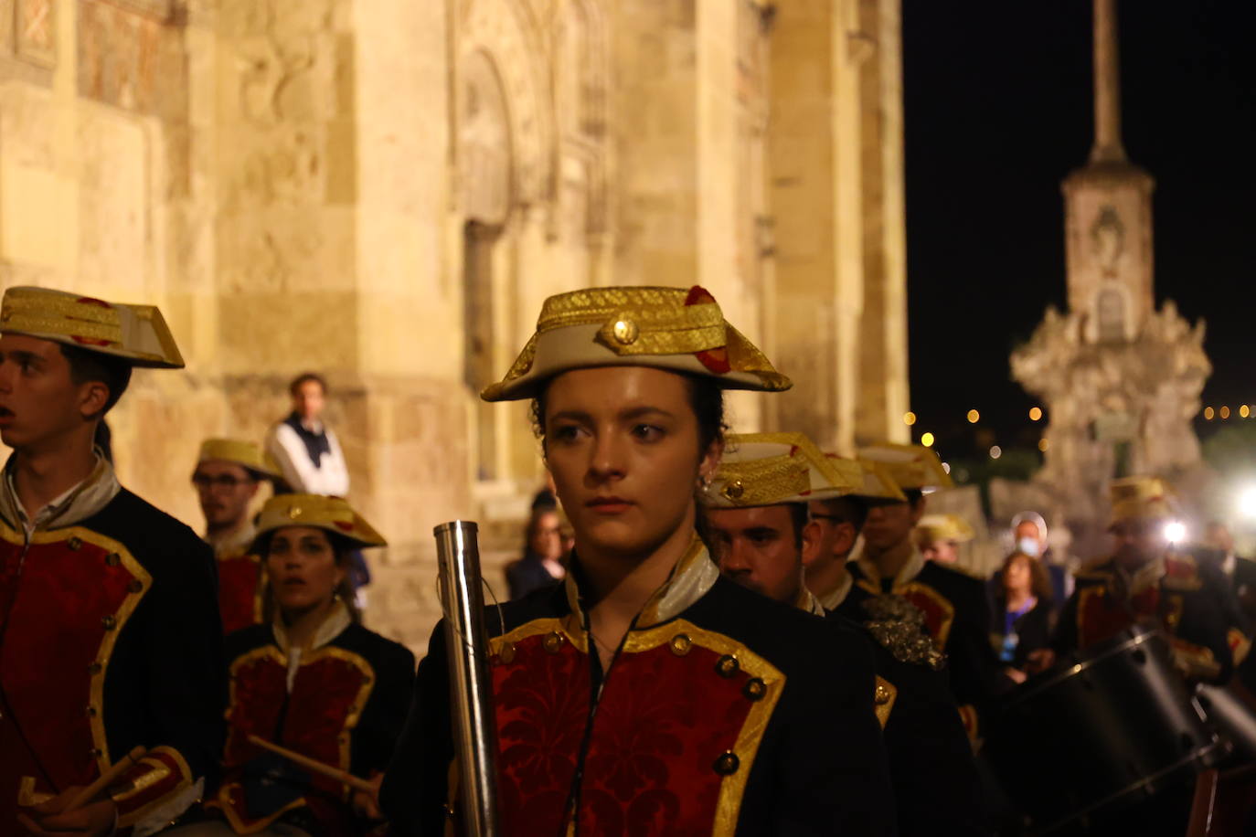 En imágenes, el histórico estreno de la Conversión en la carrera oficial de la Semana Santa de Córdoba