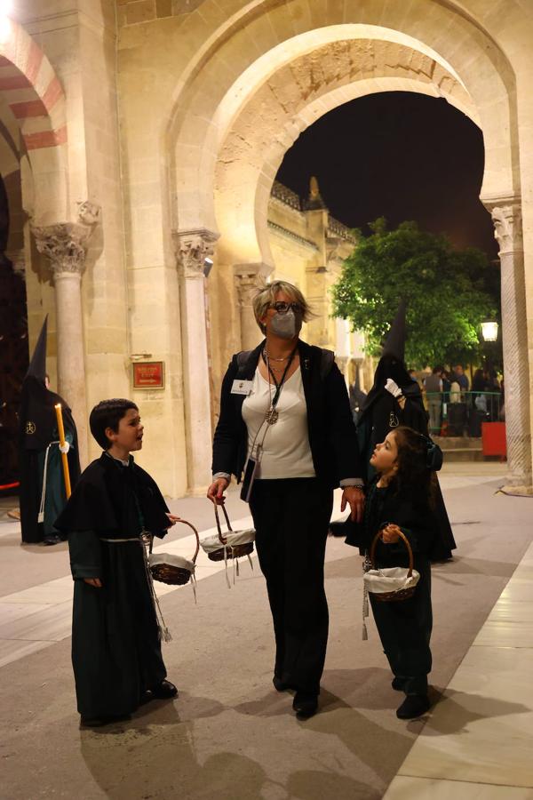 En imágenes, el histórico estreno de la Conversión en la carrera oficial de la Semana Santa de Córdoba