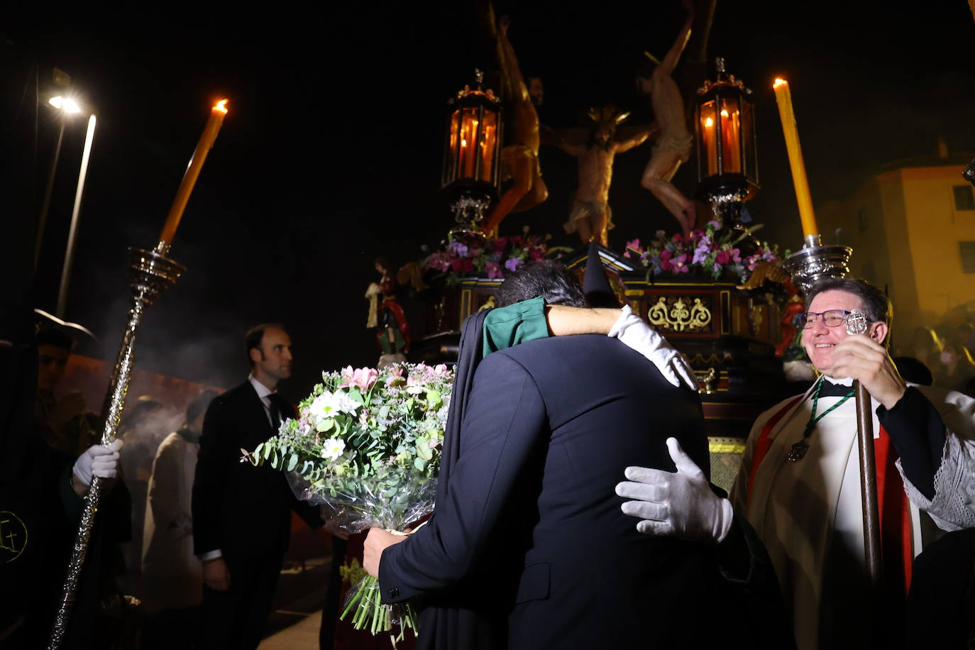 En imágenes, el histórico estreno de la Conversión en la carrera oficial de la Semana Santa de Córdoba