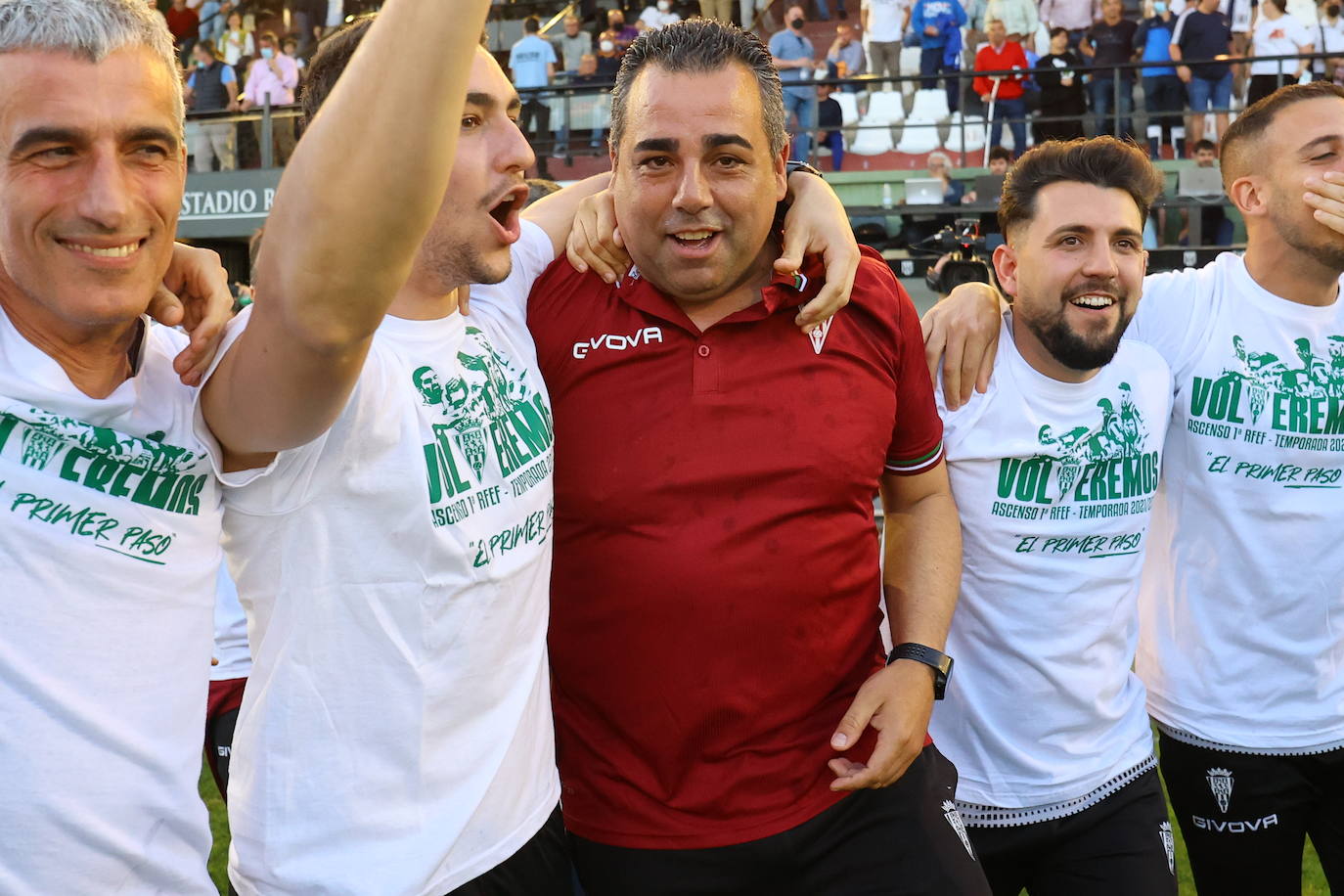 La fiesta del ascenso del Córdoba CF en Mérida, en imágenes