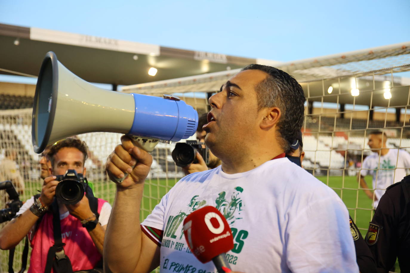 La fiesta del ascenso del Córdoba CF en Mérida, en imágenes