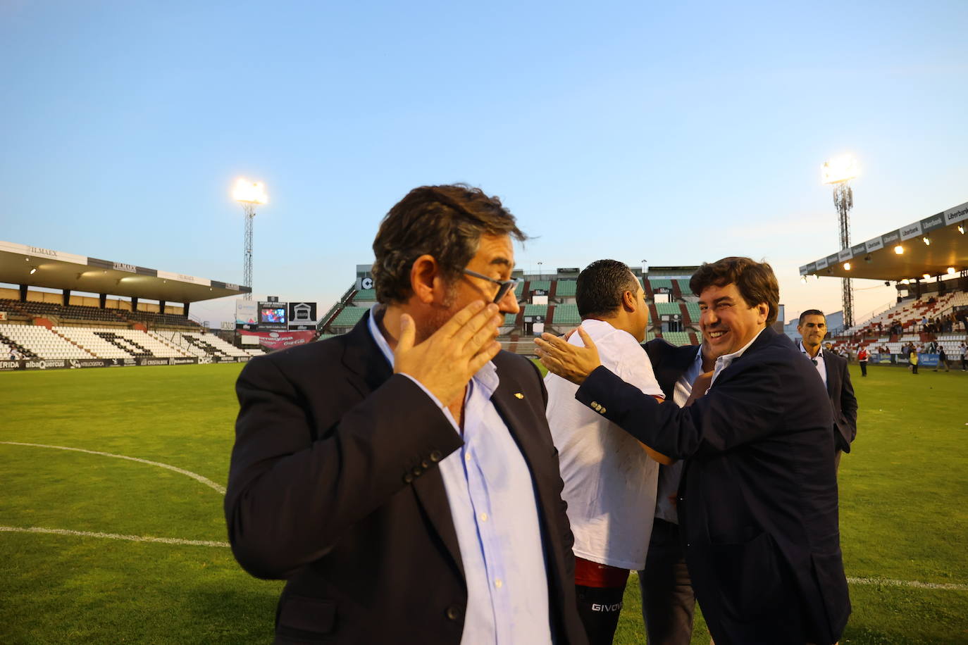 La fiesta del ascenso del Córdoba CF en Mérida, en imágenes