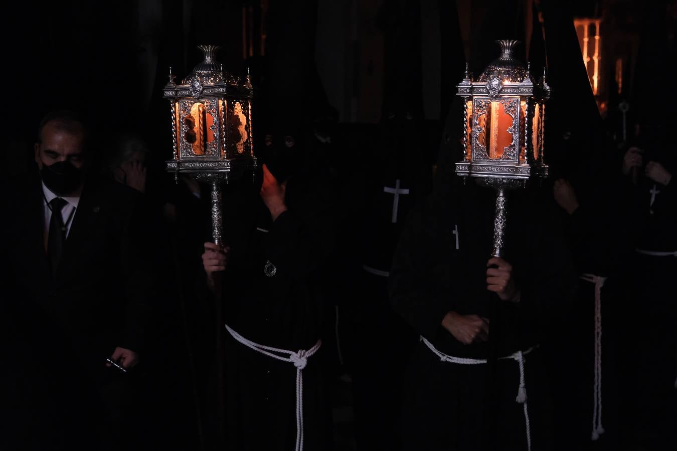 Fotos: Buena Muerte, el Viernes Santo en Cádiz