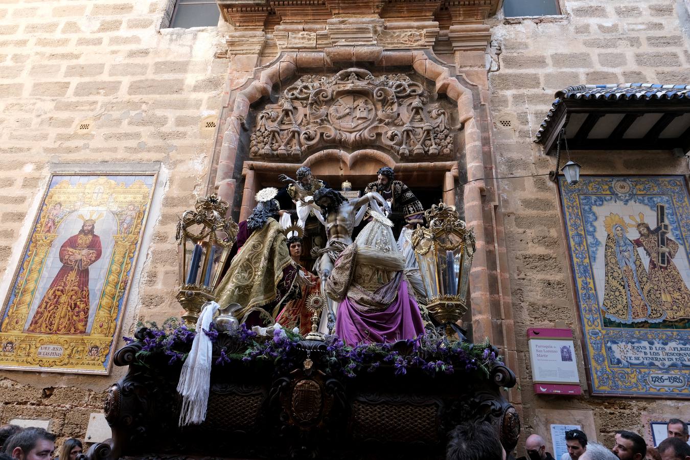 Fotos: Descendimiento, el Viernes Santo en Cádiz