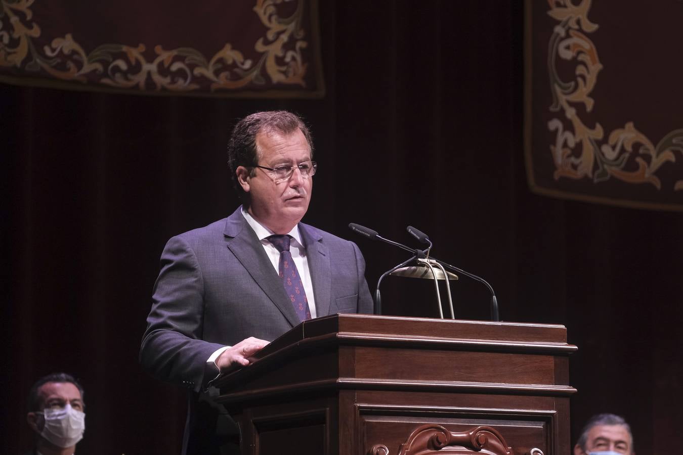 Pregón taurino del escritor catalán Félix de Azúa. J.M. SERRANO