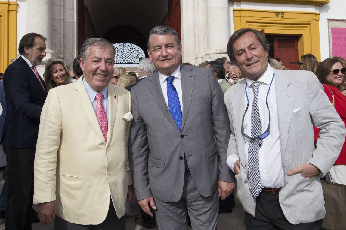 Eduardo y José Ignacio Bidón Vigil de Quiñones y Antonio Sanz. ROCÍO RUZ