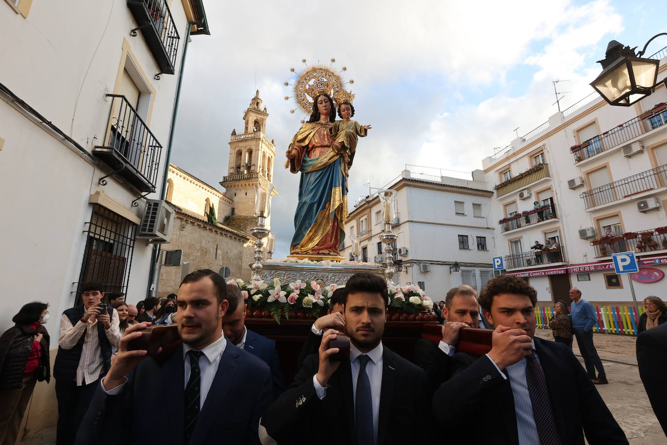 El regreso de María Auxiliadora a su santuario de Córdoba, en imágenes