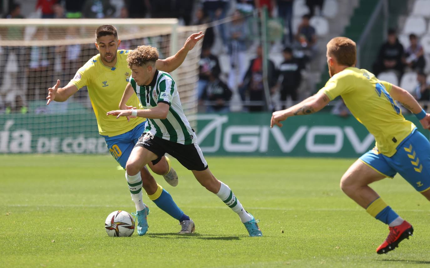 Las mejores jugadas del Córdoba CF-Las Palmas, en imágenes