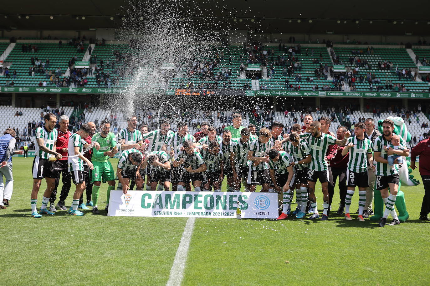 Las mejores jugadas del Córdoba CF-Las Palmas, en imágenes