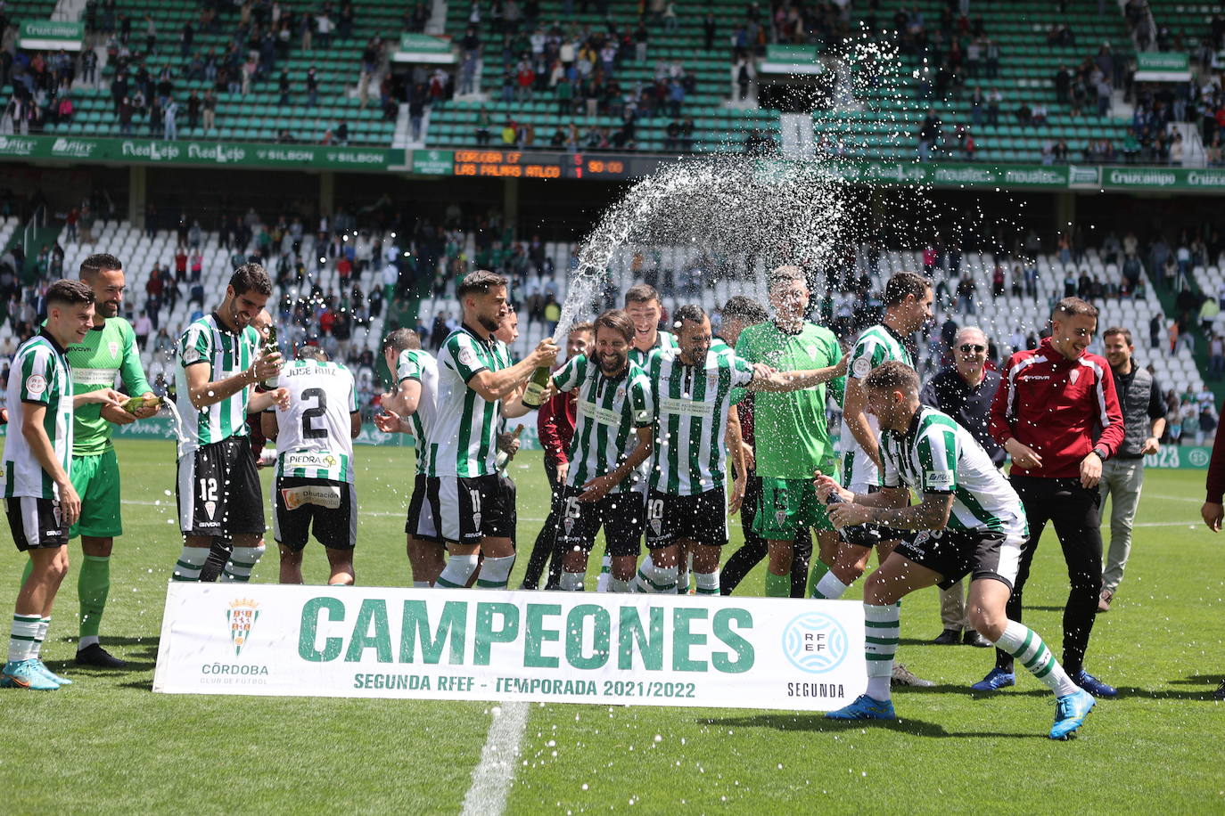 Las mejores jugadas del Córdoba CF-Las Palmas, en imágenes