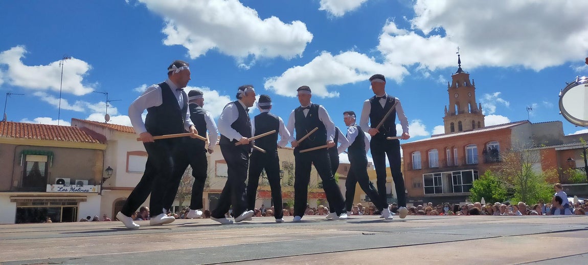 Los danzantes del Cristo de la Viga, en imágenes