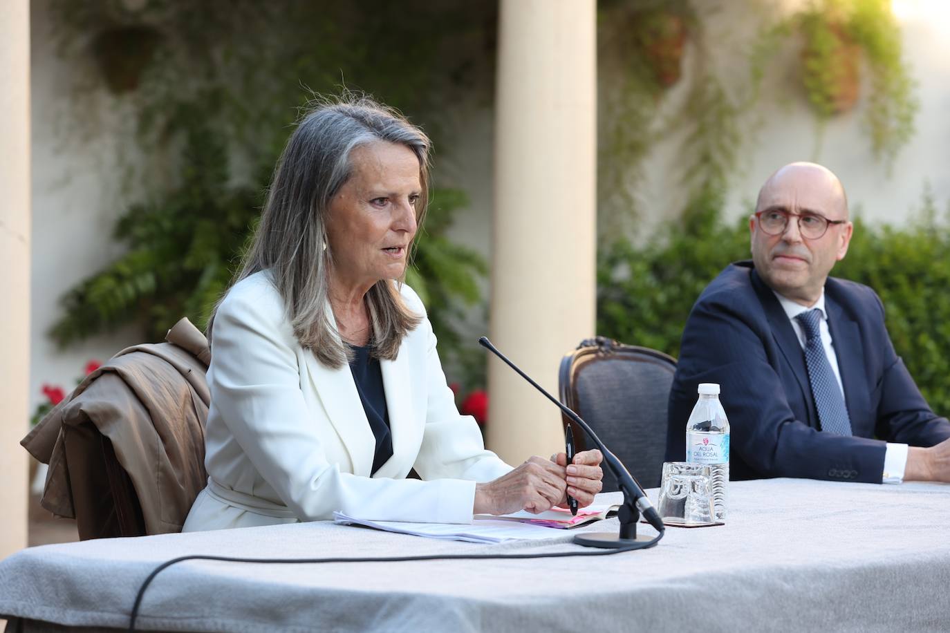 Isabel San Sebastián en el ciclo de novela histórica de Córdoba, en imágenes