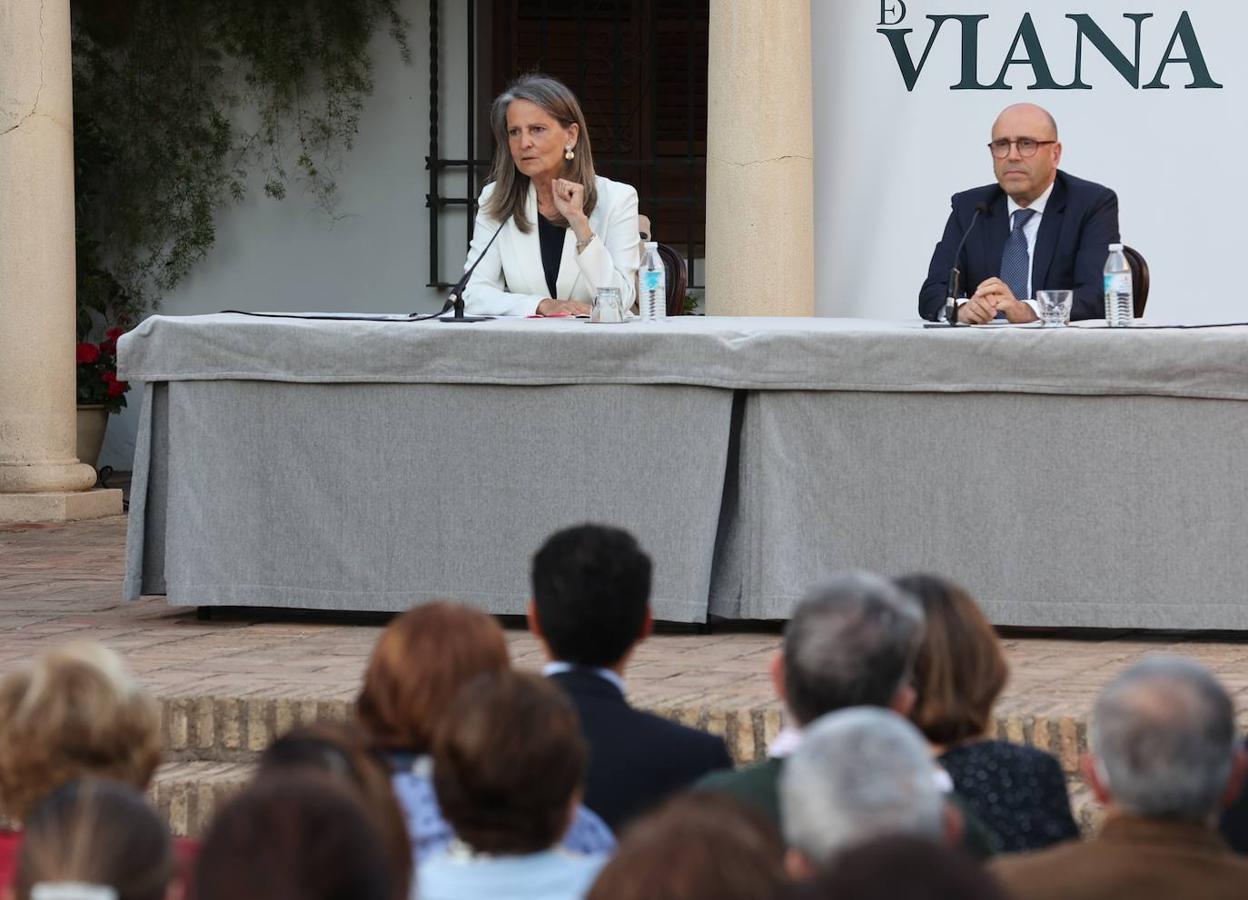 Isabel San Sebastián en el ciclo de novela histórica de Córdoba, en imágenes