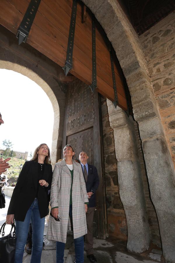 Las entrañas del torreón del puente de Alcántara y su rastrillo original,en imágenes