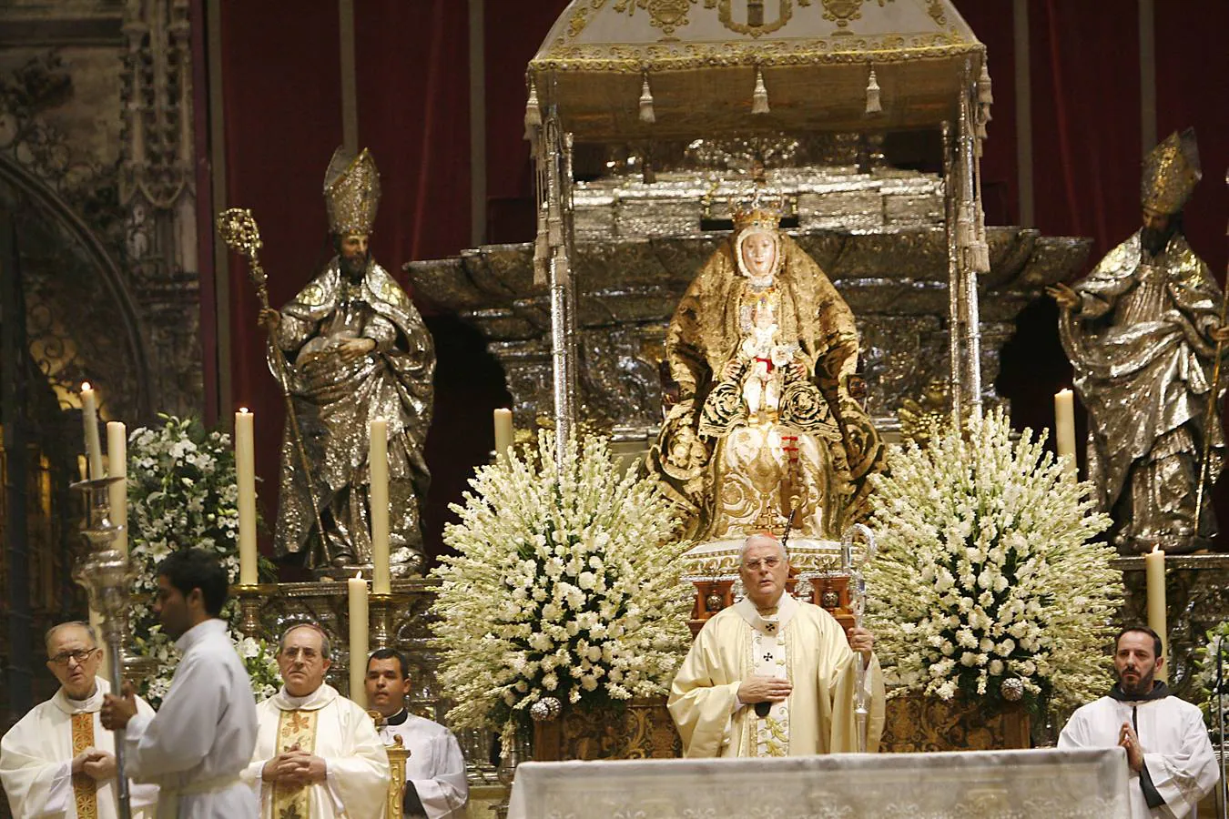 Procesión de la Virgen de los Reyes. RAÚL DOBLADO