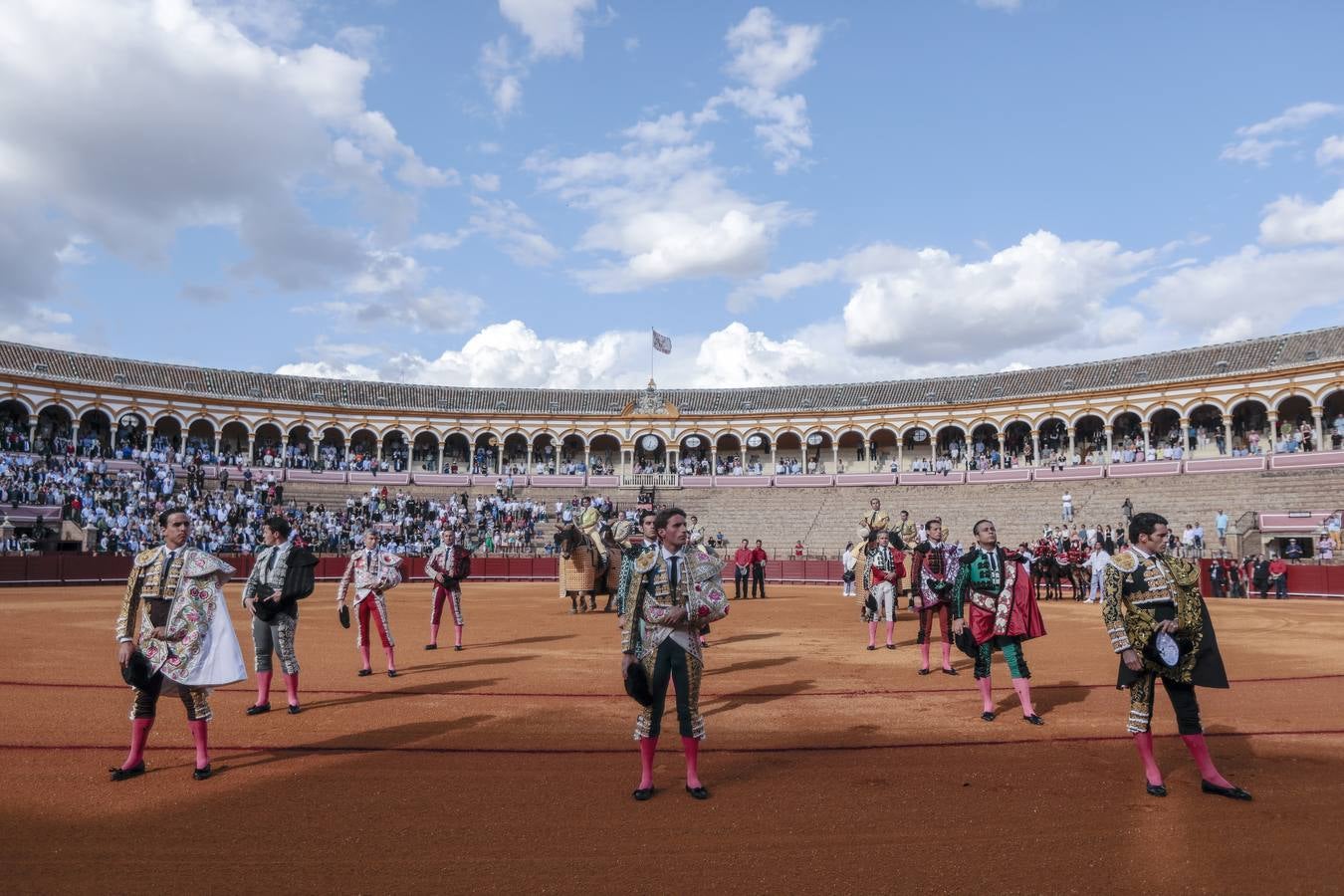 Primera corrida del ciclo continuado de 2022 en la plaza de toros de Sevilla. RAÚL DOBLADO