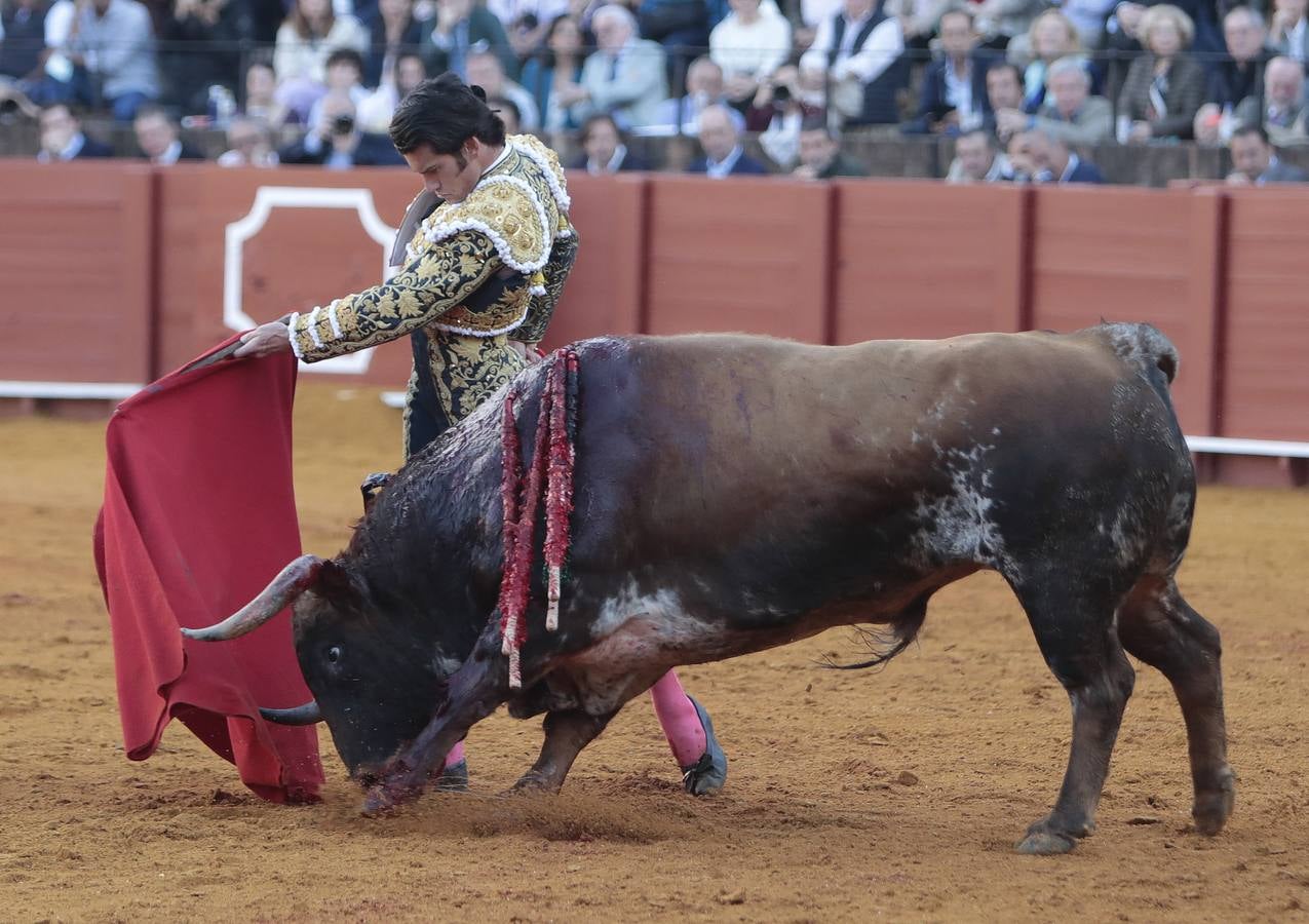 Primera corrida del ciclo continuado de 2022 en la plaza de toros de Sevilla. RAÚL DOBLADO