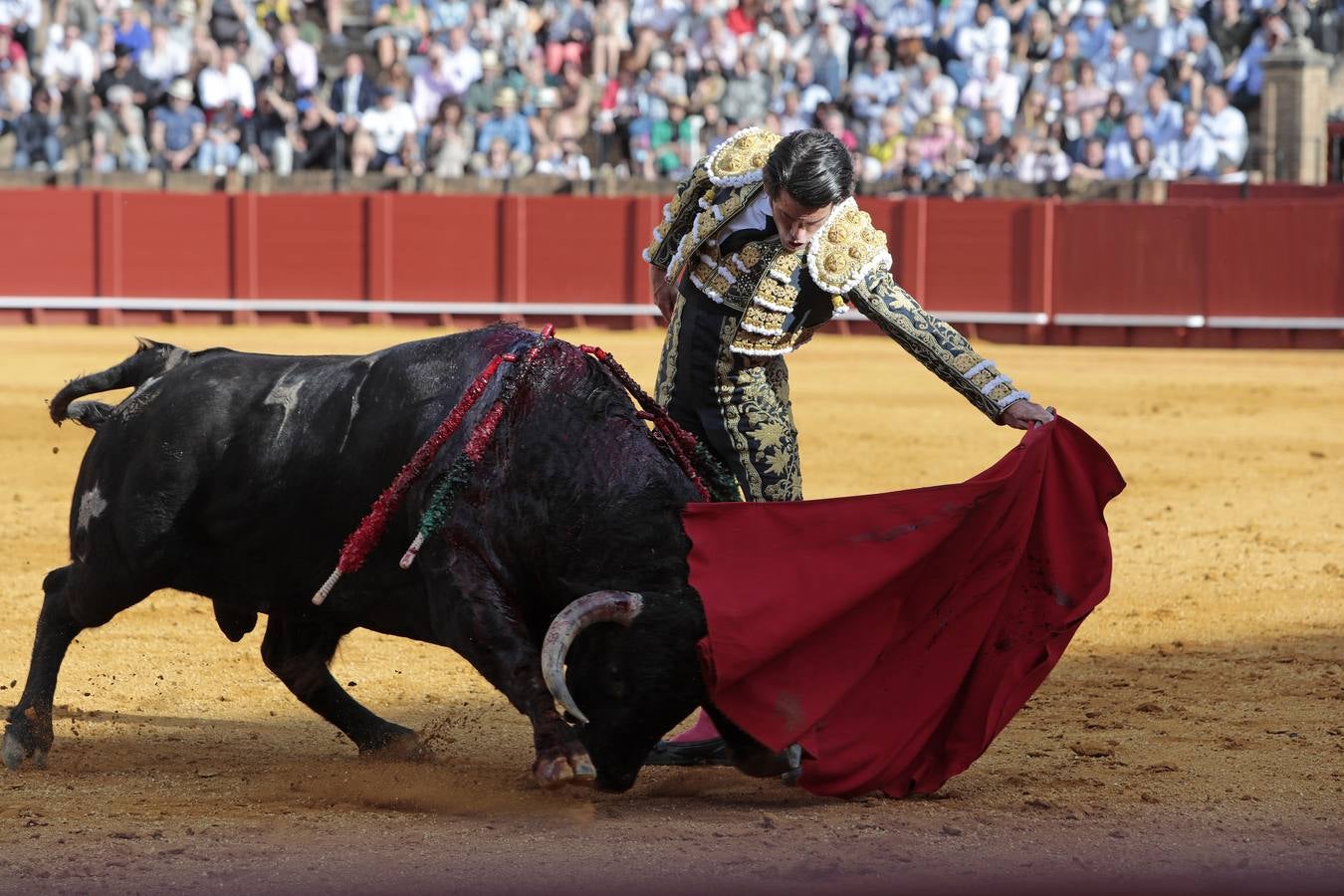 Primera corrida del ciclo continuado de 2022 en la plaza de toros de Sevilla. RAÚL DOBLADO