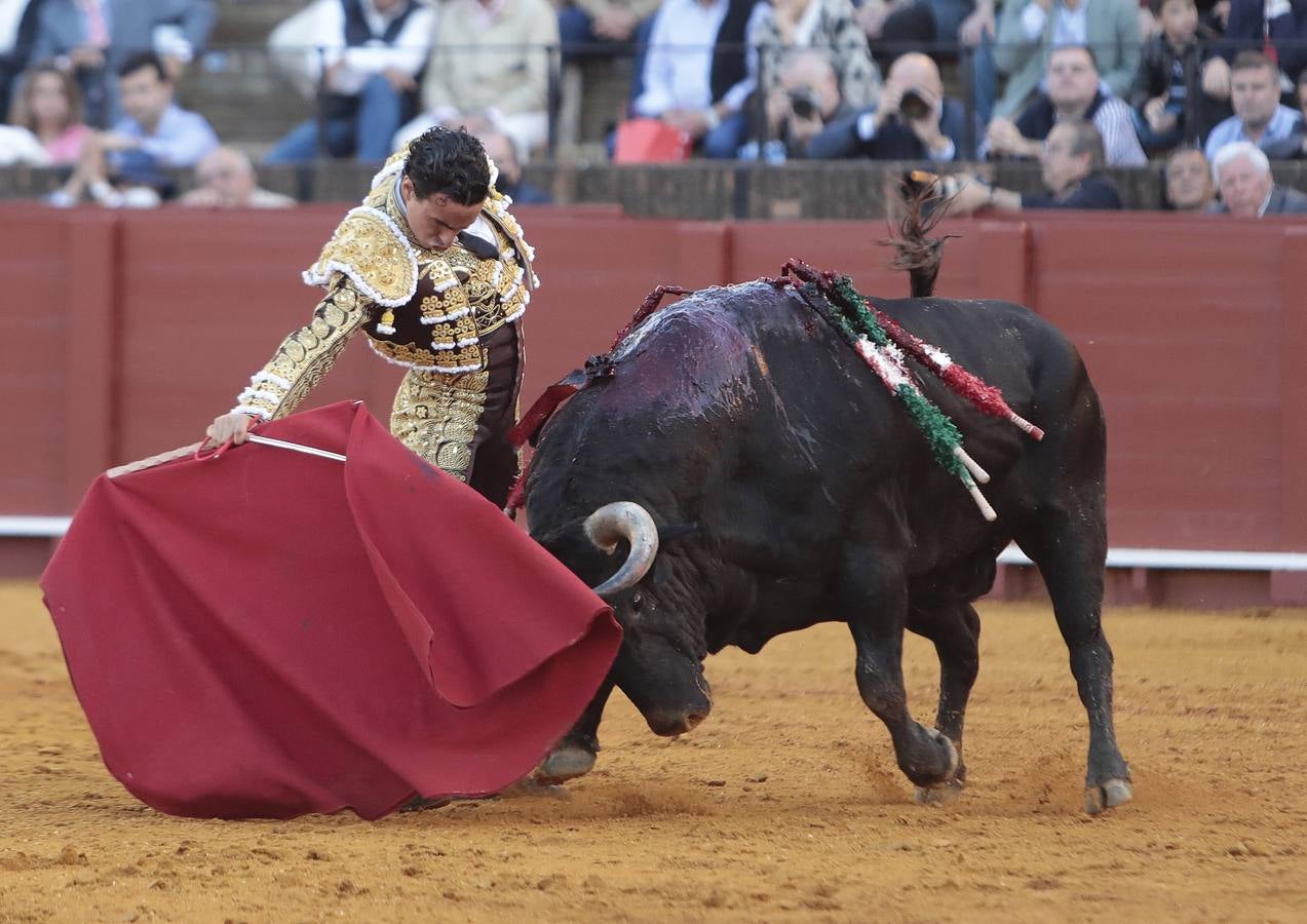 Primera corrida del ciclo continuado de 2022 en la plaza de toros de Sevilla. RAÚL DOBLADO