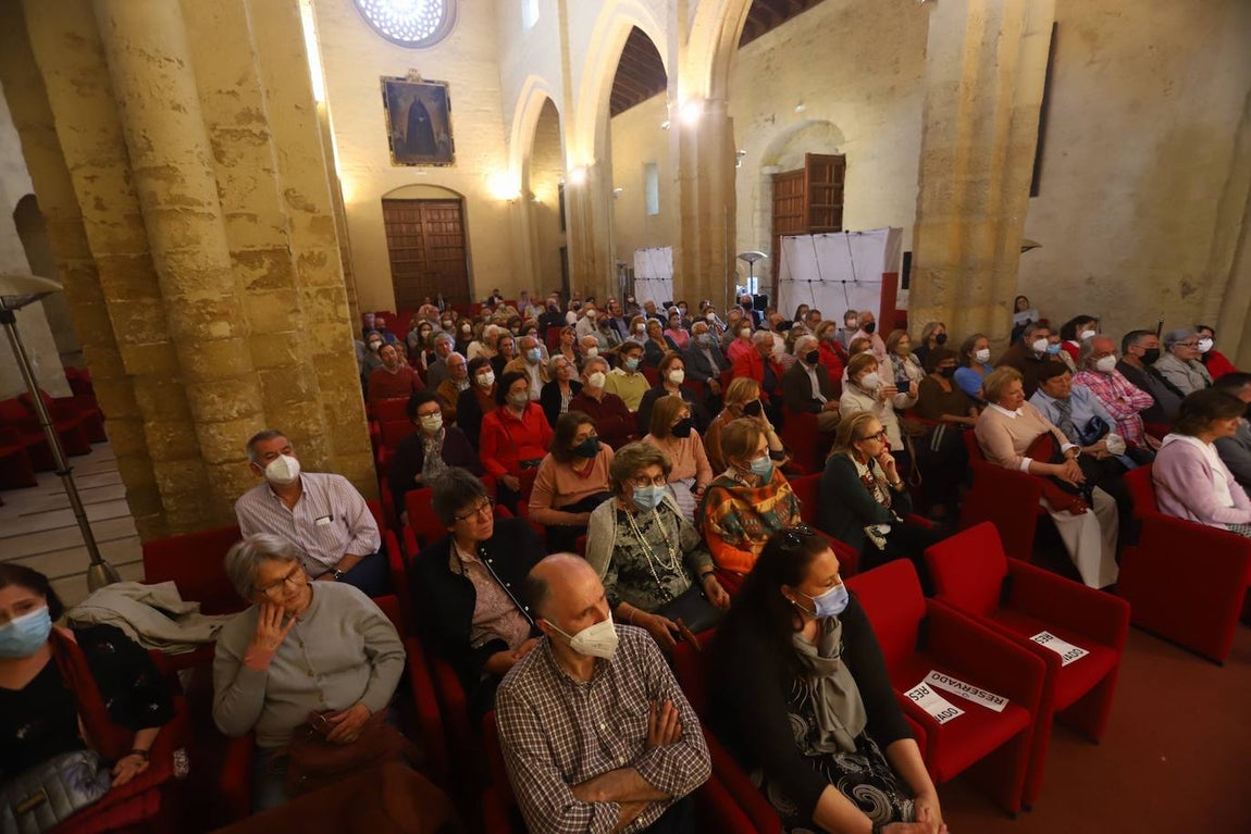 Los libros copan Córdoba: Antonio Pérez Henares y Manuel Jabois, en imágenes