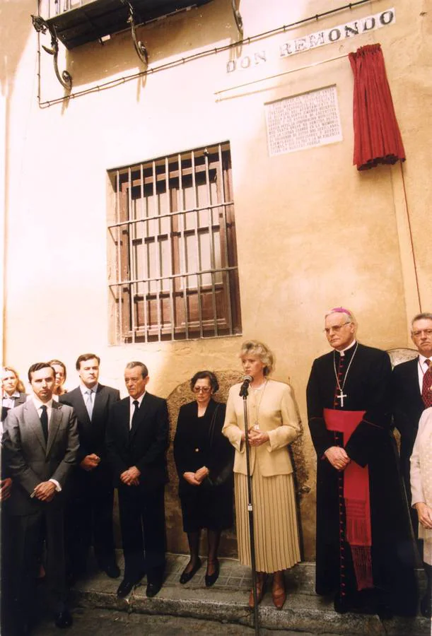 Inauguración de la placa-homenaje a Alberto Jiménez Becerril y su esposa Ascensión García, asesinados por ETA en Sevilla. MILLÁN HERCE