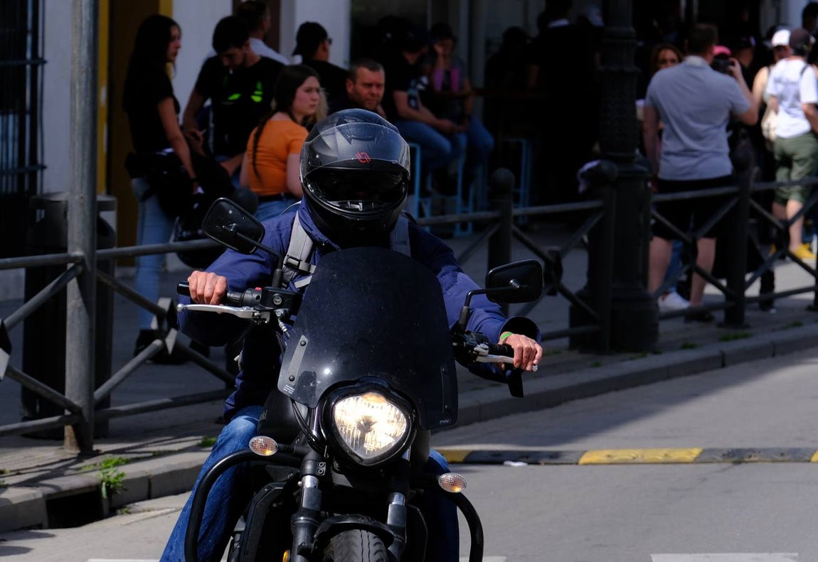 Fotos: Gran ambiente en El Puerto para dar la bienvenida al Gran Premio de Motociclismo
