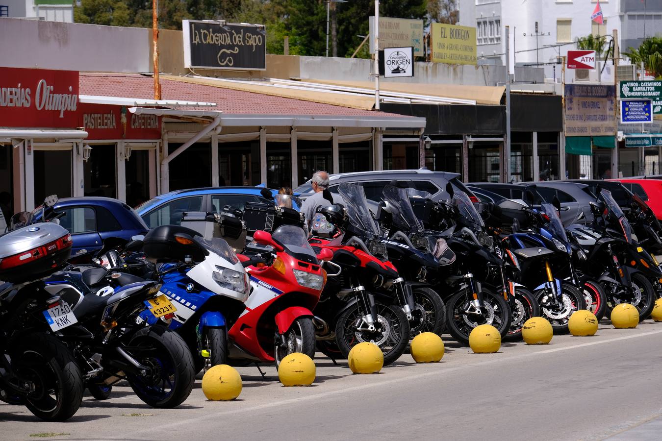 Fotos: Gran ambiente en El Puerto para dar la bienvenida al Gran Premio de Motociclismo