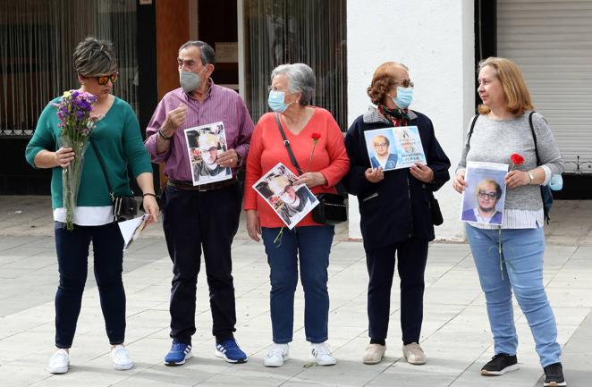 Decenas de personas muestran su dolor en el Polígono a seis meses del asesinato del joven Loren