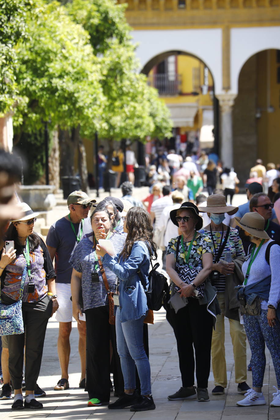 El ambiente turístico en las Cruces de Mayo de Córdoba 2022