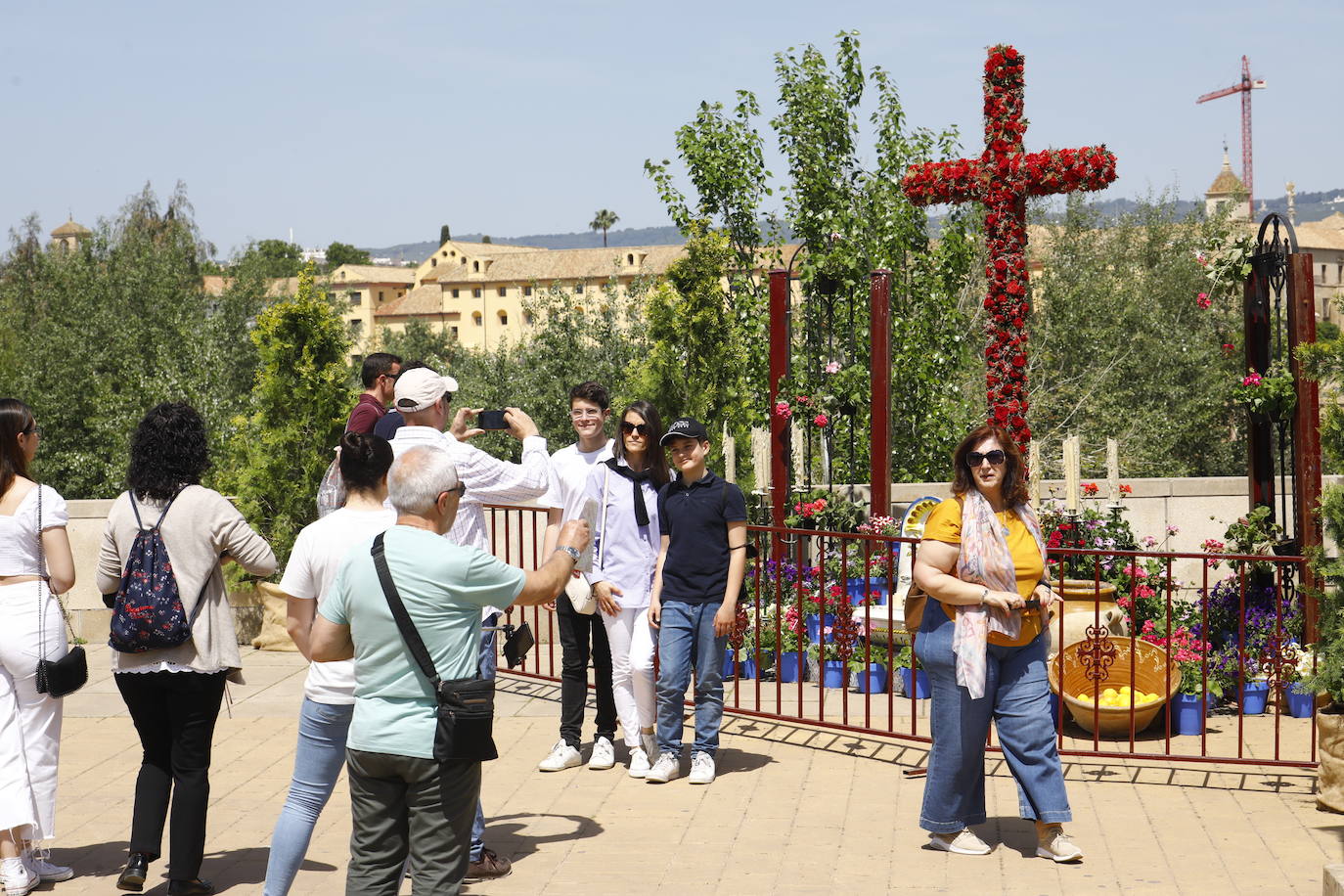 El ambiente turístico en las Cruces de Mayo de Córdoba 2022