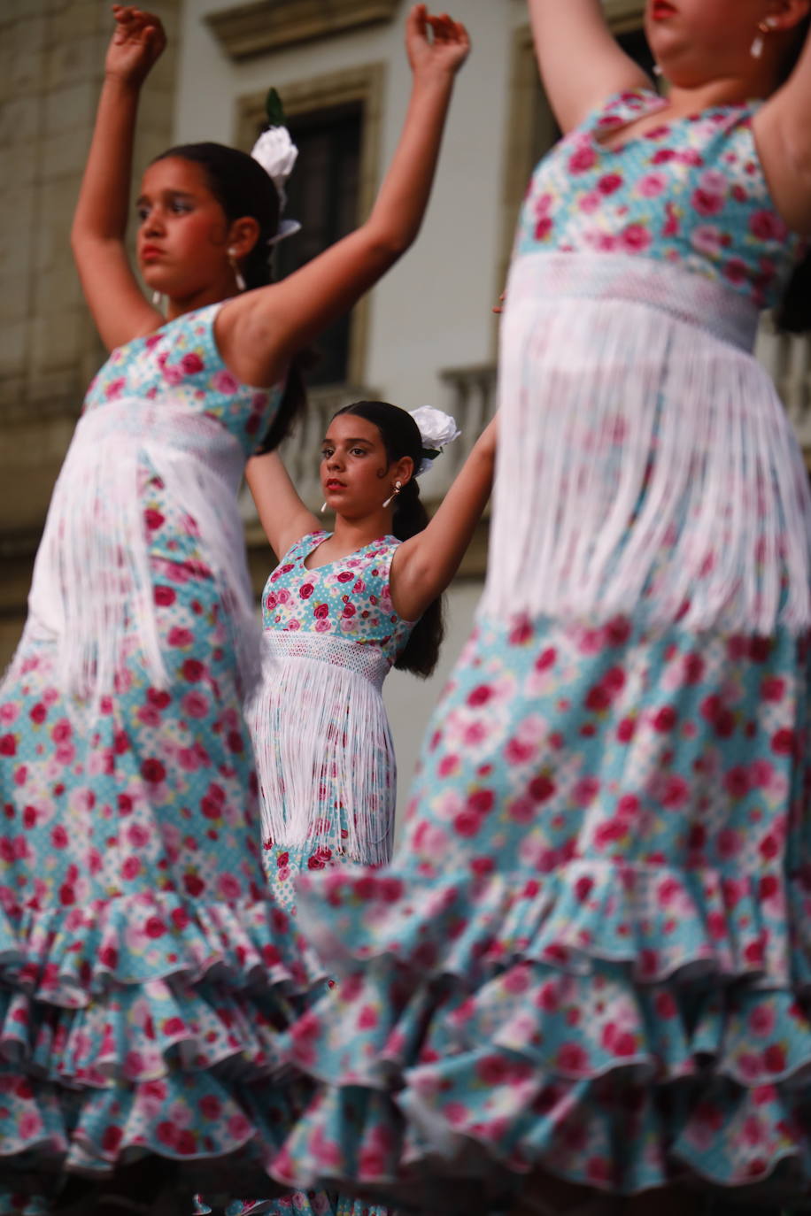 Cruces de Mayo en Córdoba | El vibrante Certamen de Academias de Baile